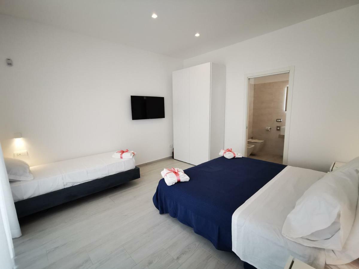 Sunset Bay Bed & Breakfast Torre Suda Exterior photo
